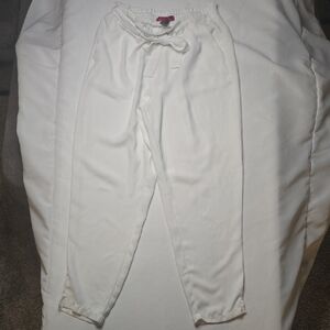 Hot Kiss White Ankle Pants